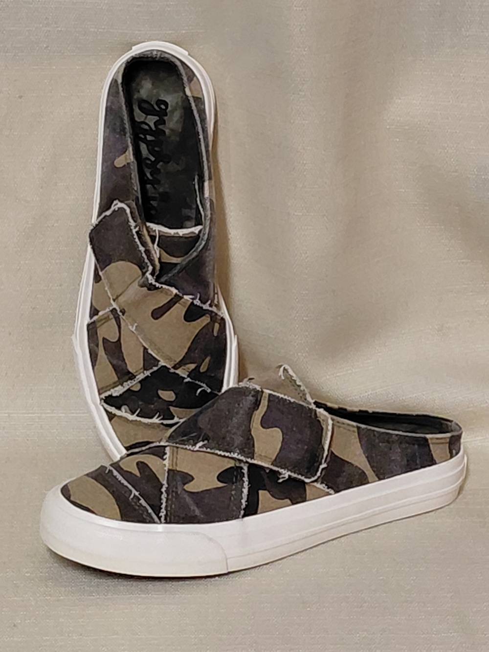 Gypsy Jazz *Ivetta Camouflage Slip-On Mule Sneakers - Womens Sz 7 *NWOT
